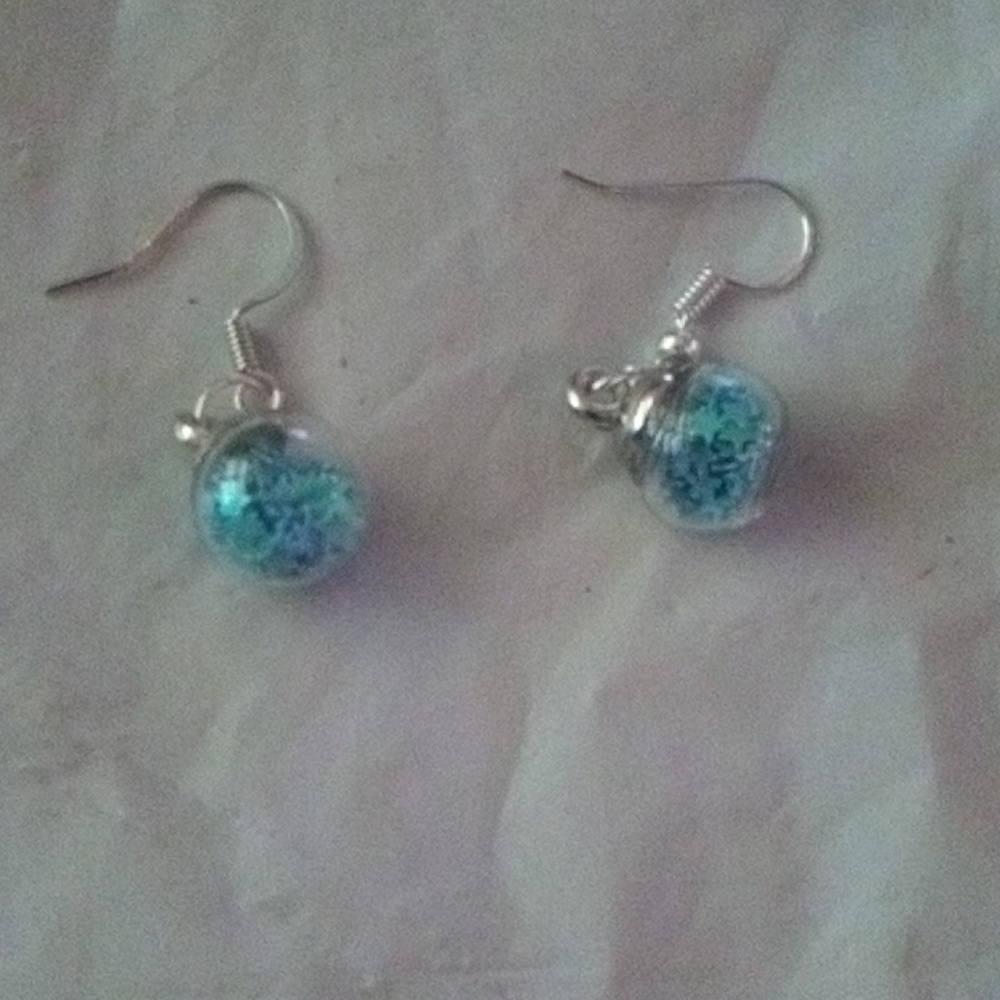 Star glob earrings